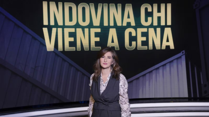 Indovina chi viene a cena stasera in tv sabato 8 marzo su Rai 3: anticipazioni e inchieste del programma con Sabrina Giannini