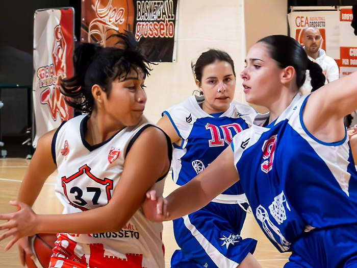Basket femminile serie C: le ragazze della Gea Basketball vincono contro il Viareggio