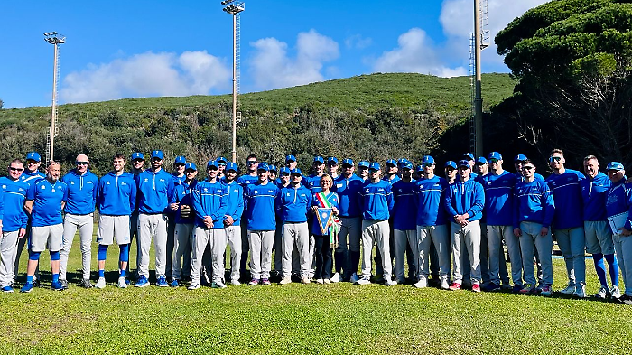 La Nazionale Italiana di Baseball con la sindaca Elena Nappi 
