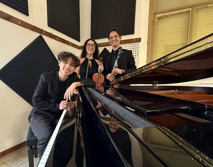 Il Trio AbeD pronto ad esibirsi al Polo Bianciardi per il festival Giovani in musica