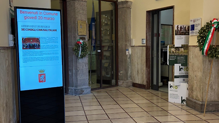 L'ingresso del palazzo comunale di Grosseto