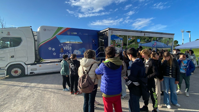 "Una Vita da Social" Follonica