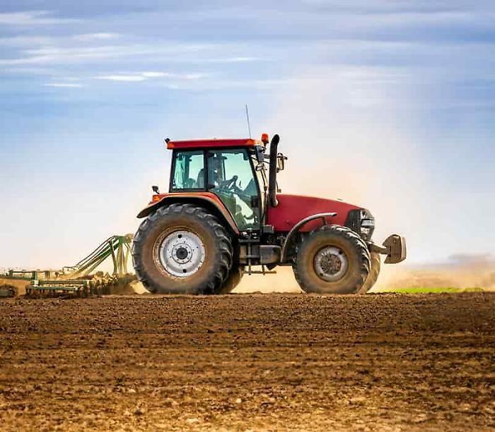Contributi a fondo perduto per mezzi agricoli più moderni e sicuri: come presentare la domanda