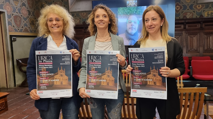 Roberta Pieraccioli, direttrice dei musei e della biblioteca comunale; Irene Marconi, sindaca di Massa Marittima; Giovanna Santinucci, ufficio politiche culturali
