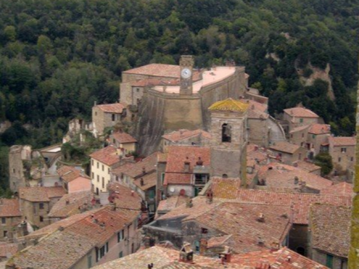 Festa di Primavera a Sorano: due weekend di musica, tradizione e cultura nel cuore della Toscana