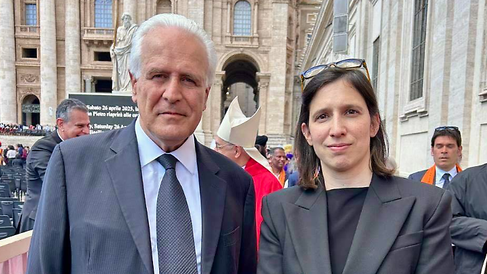 Giani ai funerali di Papa Francesco: "Giusto tributo a un pontefice che ha segnato la storia"