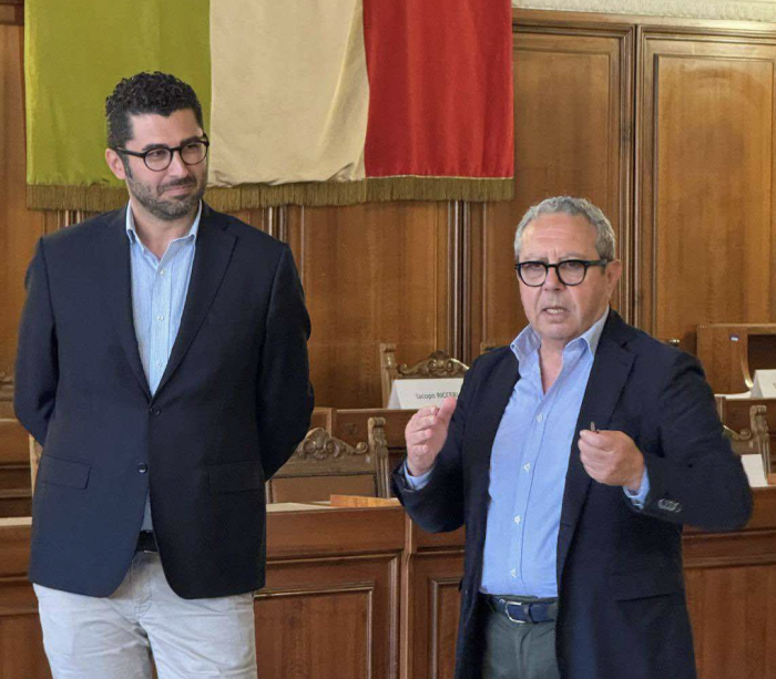 L'Amministrazione saluta il segretario comunale Pecoraro, è già partito l'iter per il nuovo incarico