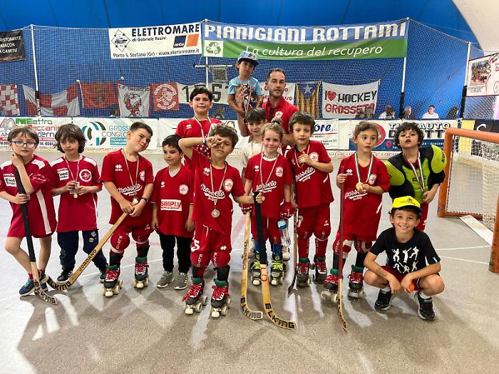 Trionfo di mini hockey a Grosseto: giovani talenti toscani in azione sulla pista Mario Parri
