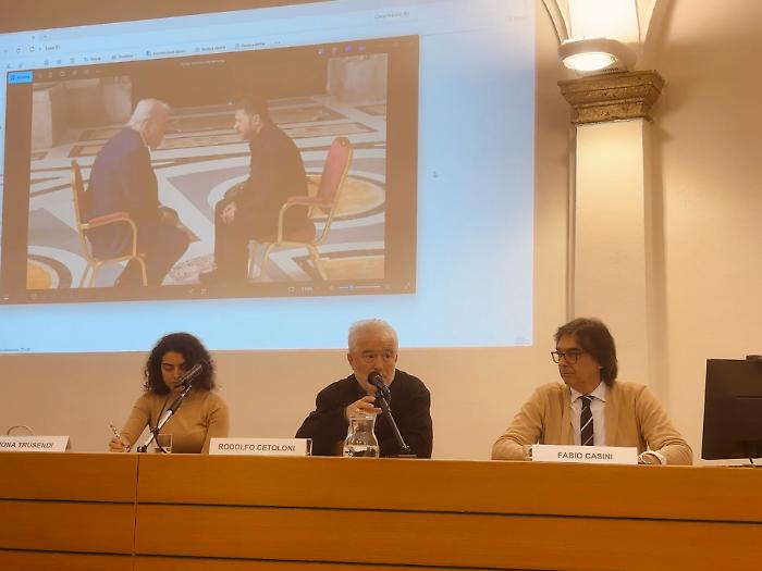 Dibattito sulla pace, un incontro tra studenti, esperti e testimoni per costruire un futuro di dialogo