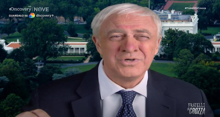 Edward Luttwak, lo stratega militare che parla della guerra in televisione finito nel mirino di Maurizio Crozza con un'imitazione esilarante