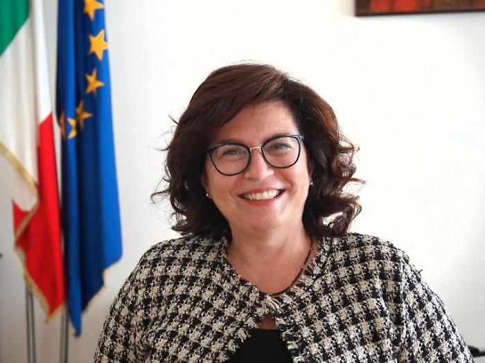Il prefetto Berardino cita Lucio Corsi: "Cari giovani, il vostro modello non dev'essere sempre quello di voler essere un duro"