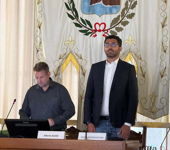 "Chi ha deciso di tenere quel Consiglio comunale a porte chiuse? Ingiustificabile": le minoranze tornano all'attacco del sindaco