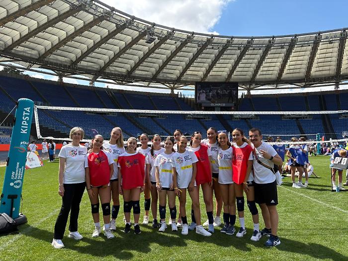 Allo stadio Olimpico di Roma per i Giochi nazionali della gioventù: che brave le ragazze della scuola "Pacioli"