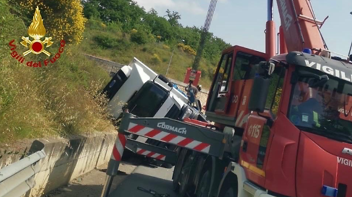 Incidente sulla strada statale 223