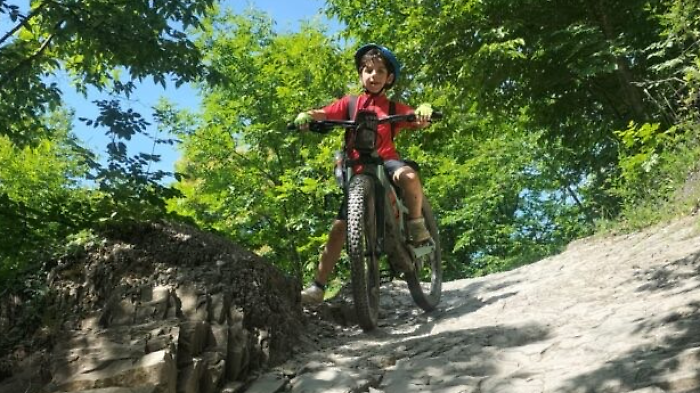 Pietro Musella in sella alla sua bicicletta 