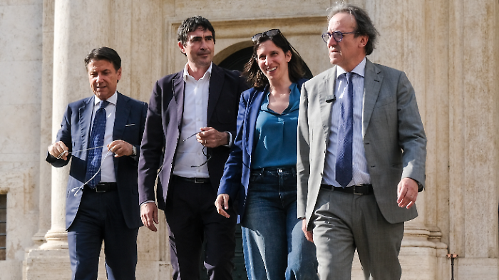 Una sinistra cieca di fronte all'Italia reale