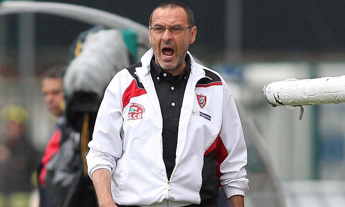 Maurizio Sarri insegna calcio in Maremma: due giorni di "clinic" alla Valletta Beach Club con il tecnico della Lazio, ex del Grifone 