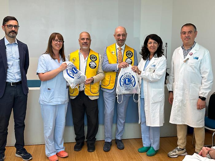 Al Pronto soccorso del Misericordia un kit per le vittime di violenza: il service Lions per il "Codice Rosa"