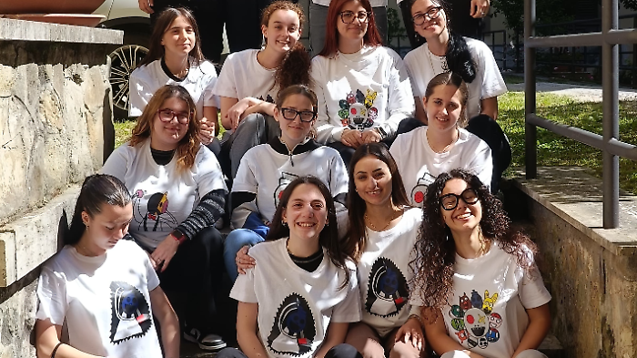 La storia di Lorenzo e dei suoi compagni di classe: insieme hanno gi&agrave; superato l'esame di maturit&agrave;