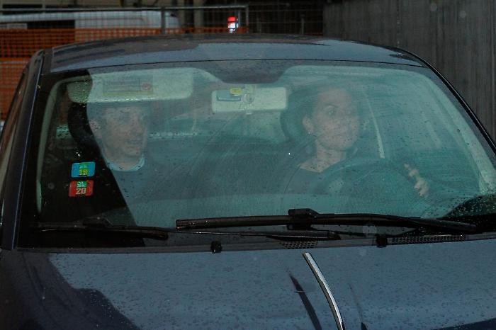 Chiara Poggi, la difesa di Alberto Stasi non ha dubbi: l'impronta 33 è la firma dell'assassino. Tutti gli scenari