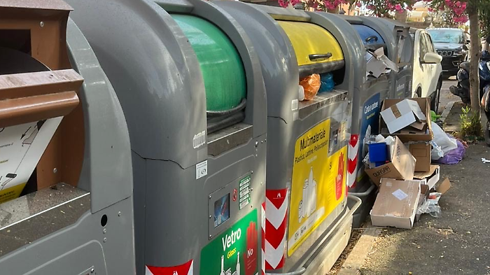 Rifiuti a Marina di Grosseto 