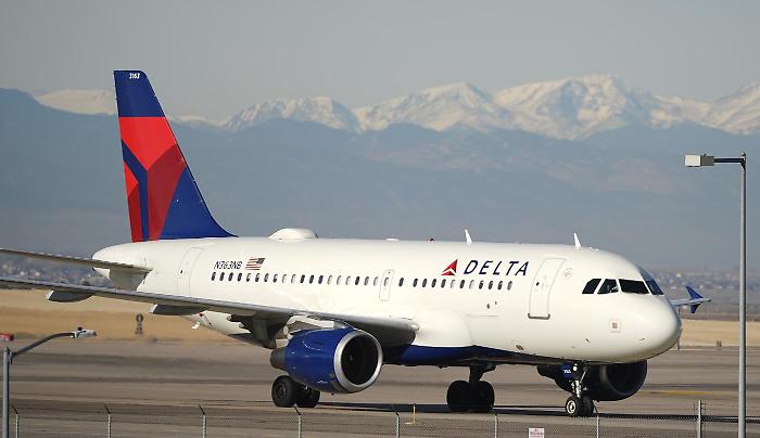 Voldo Delta DL 139 da Venezia ad Atlanta, atterraggio di emergenza ad Amsterdam dopo un problema tecnico. Dubbi per i Boeing-767-400 più vecchi