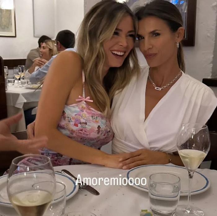 Elisabetta Canalis e Diletta Leotta a cena insieme a Milano: la foto e il messaggio di affetto. Storia di un'amicizia speciale