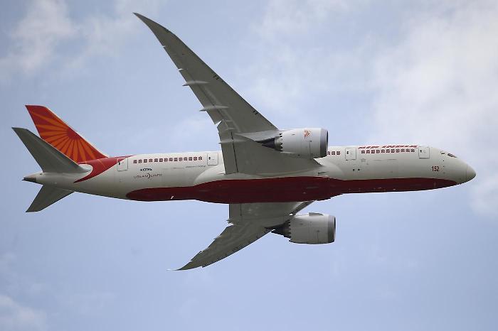 Due incidenti in poche ore, il momento nero di Air India continua. Cresce la preoccupazione, ma la compagnia rassicura