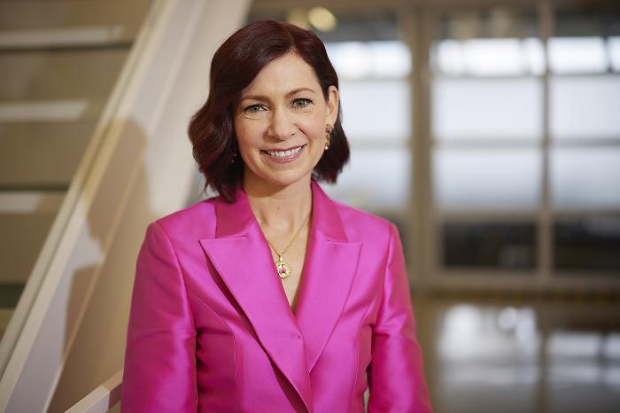 Elsbeth stasera 28 luglio doppia puntata: le avventure di Elsbeth Tascioni interpretata da Carrie Preston. Trama e anticipazioni
