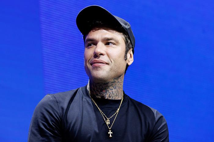 Cornetto Battiti Live : Gigi D'Alessio, Fedez, Clara, Tirmomancino e tanti altri. Una notte di stelle oggi 28 luglio