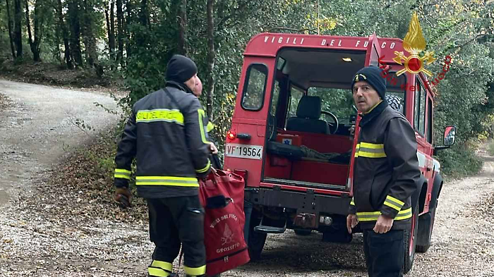 Diciassettenne cade e si ferisce sul sentiero, recuperato dai Vigili del fuoco 