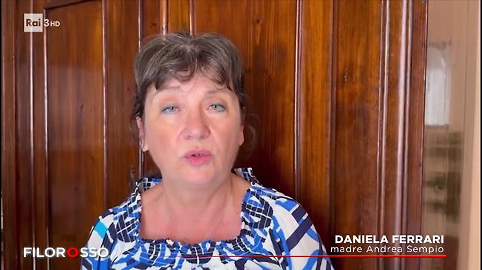 Delitto di Garlasco, la madre di Andrea Sempio: "Stiamo passano le pene dell'inferno, tanno tentando di incastrarlo. Parlo con chi voglio"