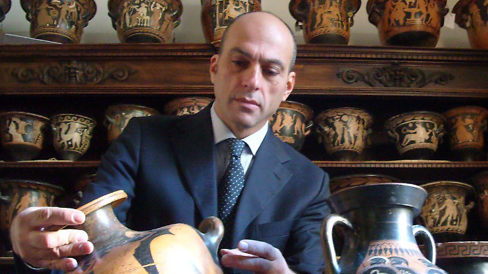 Il MuVet espone i reperti della collezione di Roberto Bilotti Ruggi d’Aragona