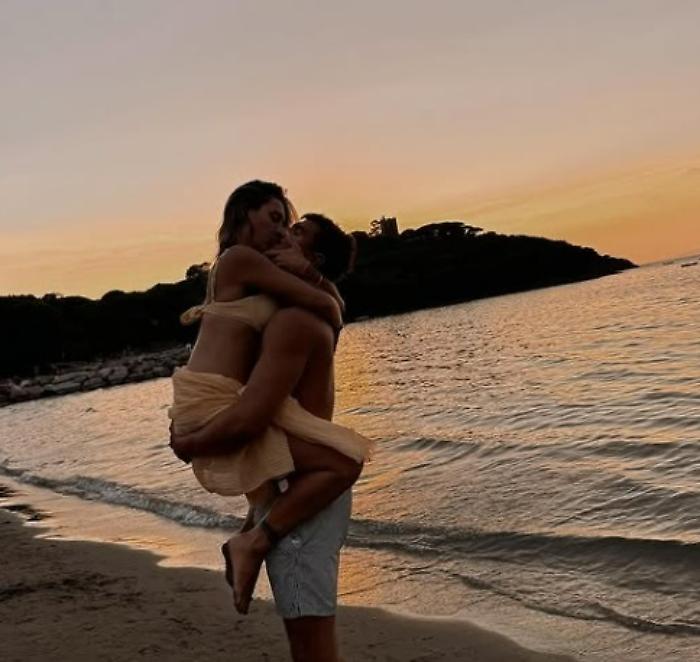 Punta Ala e la Maremma: la vacanza di Beatrice Valli, Marco Fantini e i figli