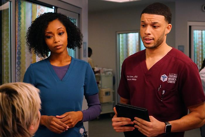Chicago Med: tre episodi inediti da non perdere stasera 20 agosto. Trama, cast e anticipazioni