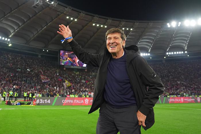 Evviva, torna Gianni Morandi: stasera 23 agosto il nuovo show del cantante