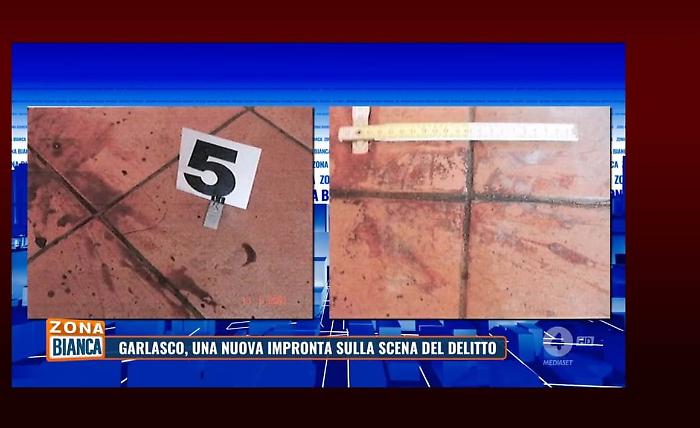 Delitto di Garlasco, nuova impronta sulla scena del crimine? Il mistero a Zona Bianca: "Certezza assoluta che non sia di Chiara Poggi" 