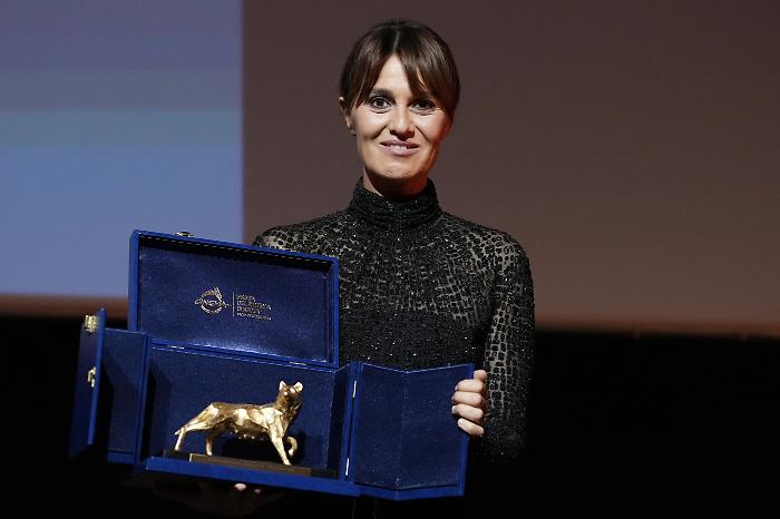 Tu la conosci Claudia? stasera 31 agosto: una pellicola magica con Aldo, Giovanni e Giacomo affiancati da Paola Cortellesi