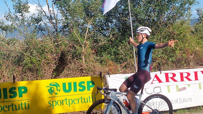 Ciclismo in Maremma, la fuga per la vittoria di Flavio Serafini nel Trofeo Rocciaviva