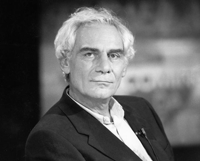 Indagine su un cittadino al di sopra di ogni sospetto, stasera 13 settembre il film capolavoro con Gian Maria Volonté