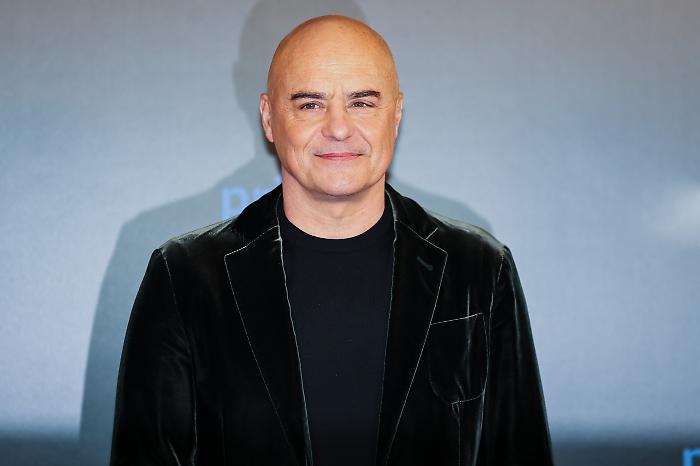Il Commissario Montalbano stasera 24 settembre in tv: un atroce omicidio scuote Vigata 