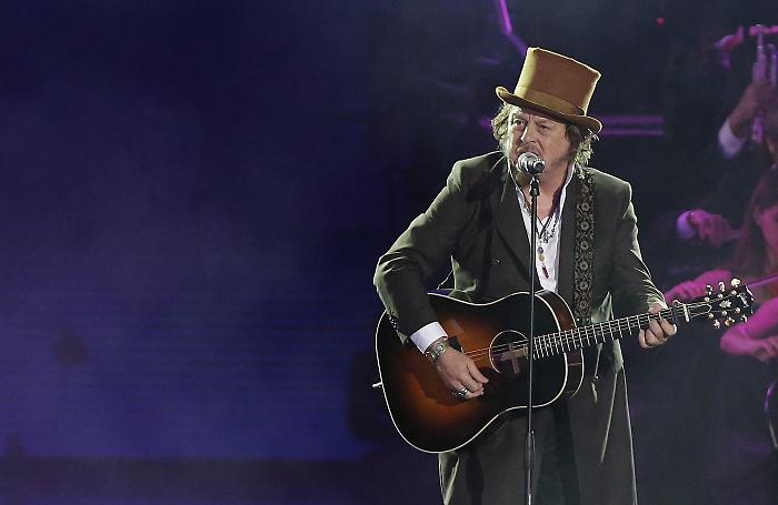 Zucchero – Sugar Fornaciari: stasera 25 settembre il ritorno in tv su Rai 3 con un documentario evento per i suoi 70 anni