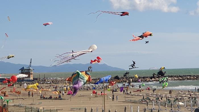 Il Festival Internazionale degli Aquiloni a Marina di Grosseto