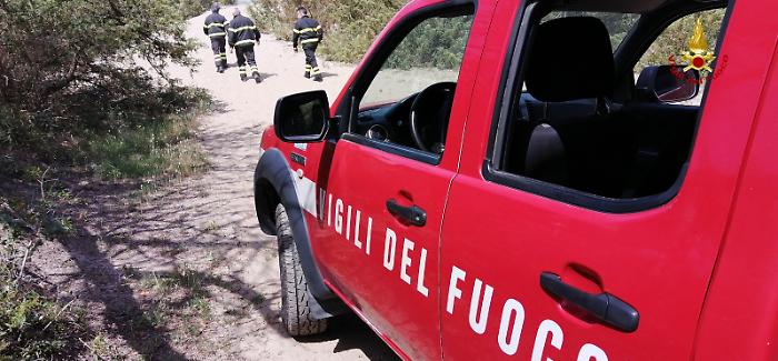 Paura per un fungaiolo di 76 anni: si perde nei boschi, ritrovato dai Vigili del fuoco