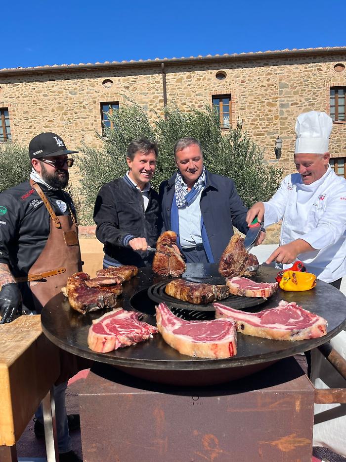 Il "patto della bistecca alla fiorentina" siglato in Maremma