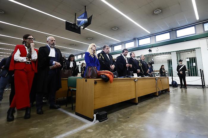 Un giorno in Pretura stasera 5 ottobre: lo straziante processo sulla strage di Fidene raccontato come mai prima d’ora