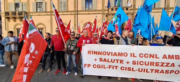 Sciopero della raccolta rifiuti, la Cgil: "Dispiace per i disagi, ma era necessario"