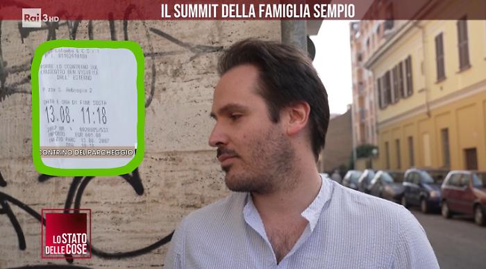 Delitto di Garlasco, scricchiola l'alibi di Sempio. Supertestimone rivela: "Lo scontrino non è il suo". L'avvocato di Lovati: "Può diventare indizio di colpevolezza"