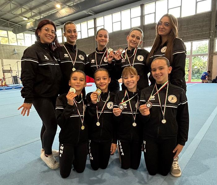 Ginnastica, la Polisportiva Barbanella Uno brilla al campionato regionale: pioggia di medaglie a Montevarchi