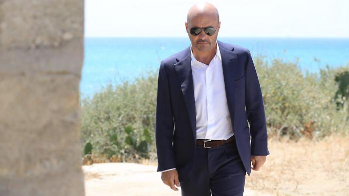 Il Commissario Montalbano stasera 28 ottobre in tv: una puntata tra mistero, emozioni e colpi di scena